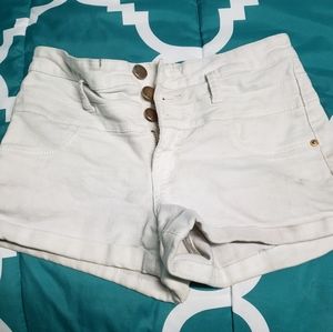 NOBO Highwaisted Shorts